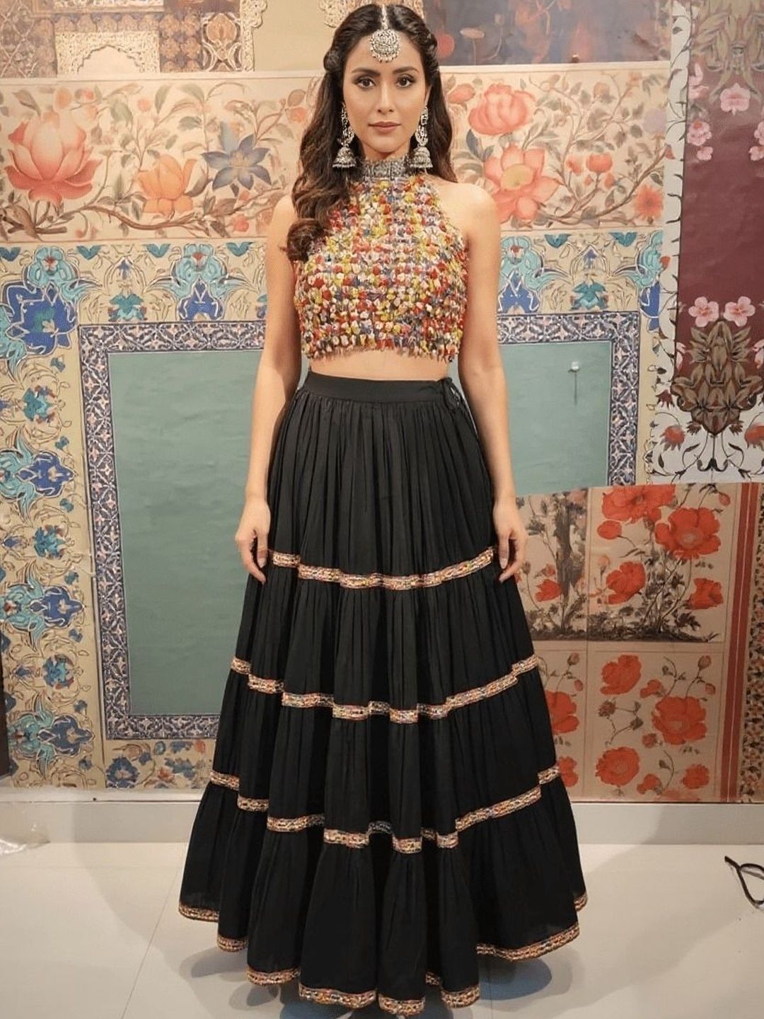 8jehxJui_bcd07b7d23d74e1d8c14ab3d4808f98c.jpg Embroidered Mirror Work Ready to Wear Lehenga & Choli - Image 1