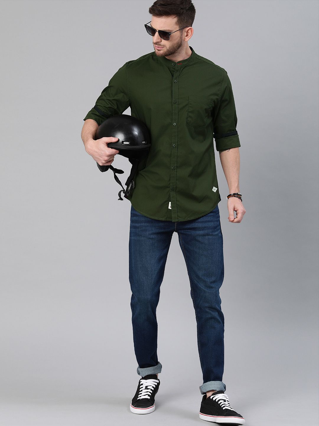 9f4ade1b-a32f-43c0-858e-54db87b230e51594707573508-Roadster-Men-Shirts-261594707571643-1.jpg Roadster Men Olive Green Cotton Casual Shirt - Image 1