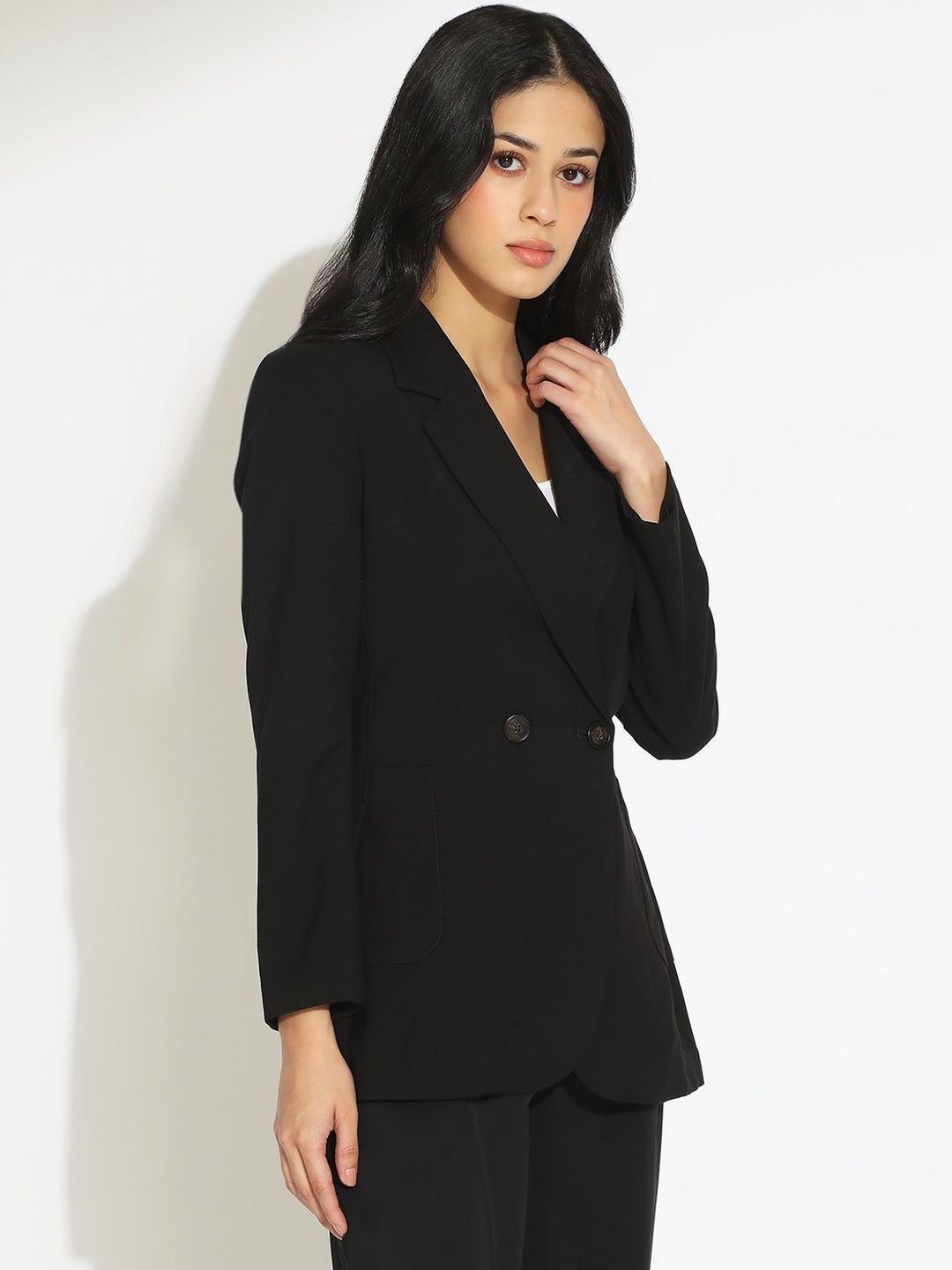 MjHwgxIX_e7e5c64ee850455fab836376cad99dc7.jpg SHOWOFF Women Black Double-Breasted Blazer with Shoulder Pads - Image 1