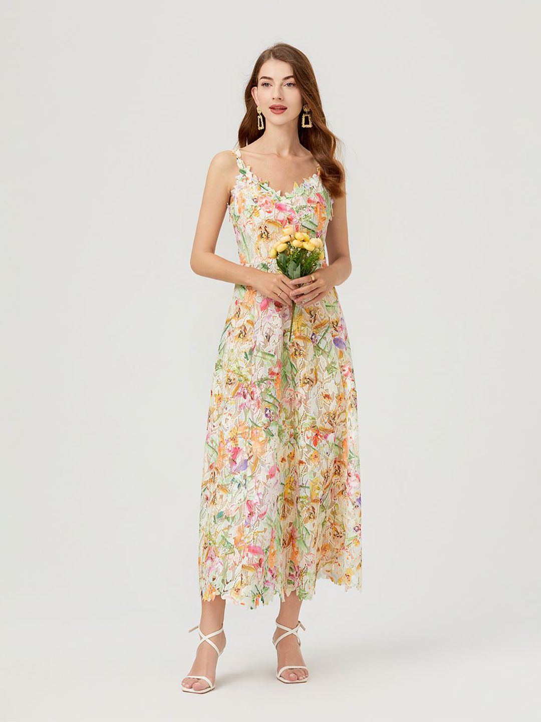 ReEvn9ro_6c524bb3191c4e11beaee5ffd2dcf2f1.jpg Floral Print Maxi Dress - Image 1