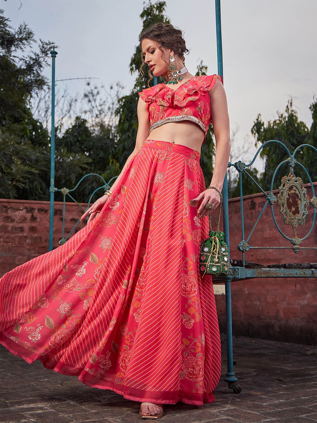 W2qM8H4J_6076327e75434ee2ab4935d425ba79a5.jpg Printed Ready to Wear Lehenga & Choli - Image 1