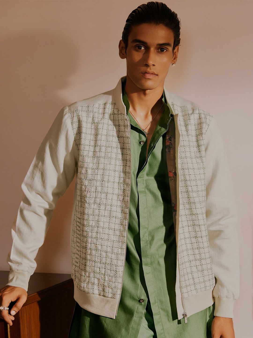 c93e3c1a-a324-44b8-899a-fd7a674686c41721378442030AndamenMenCheckedLightweightLonglineBomberJacket1.jpg Heritage Men Checked Lightweight Longline Bomber Jacket - Image 1