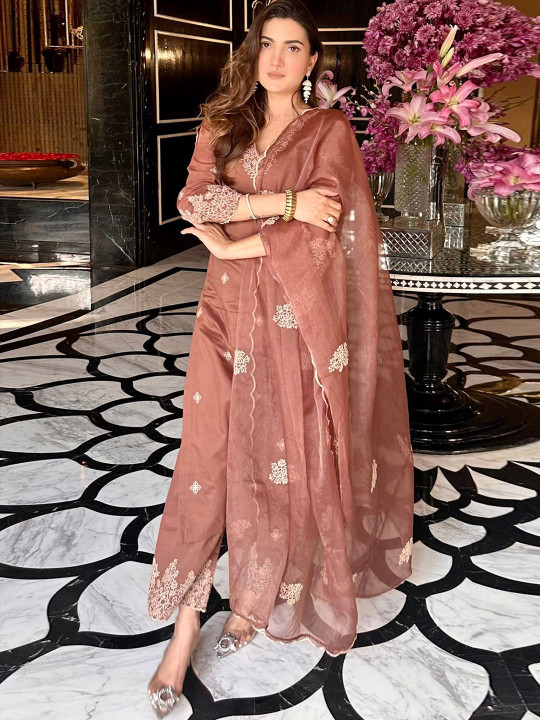 #9 Floral Embroidered Regular Thread Work Straight Kurta with Palazzos & Dupatta - Image 1